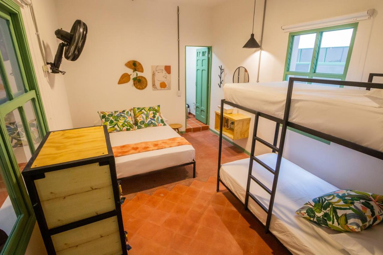 Centro Hostel Medellín Buitenkant foto