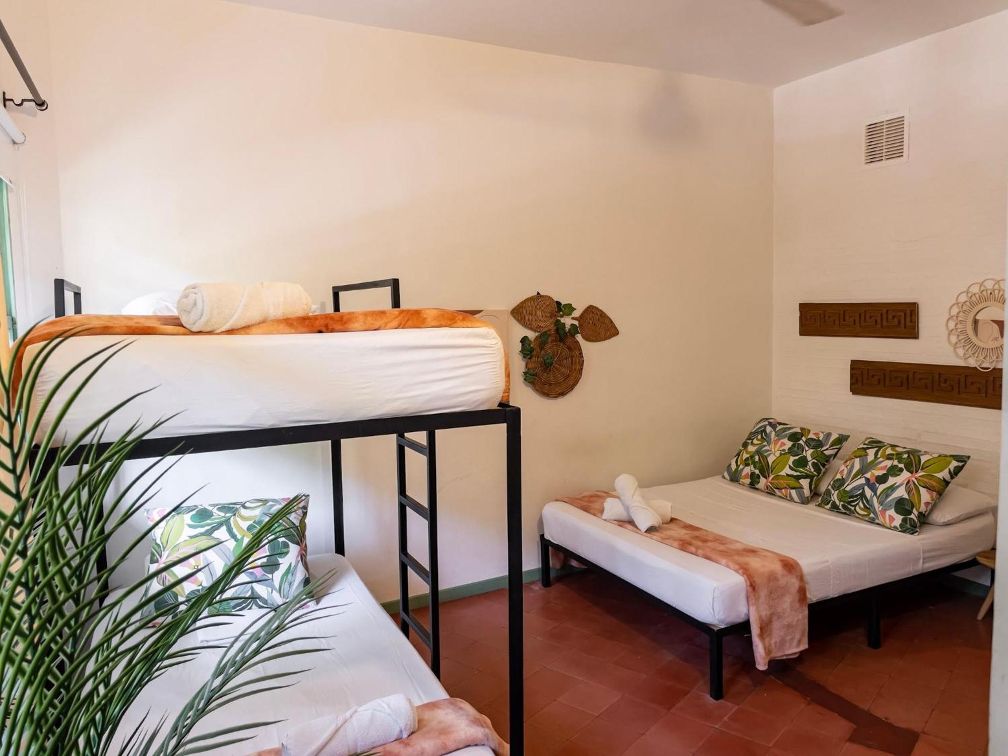 Centro Hostel Medellín Buitenkant foto
